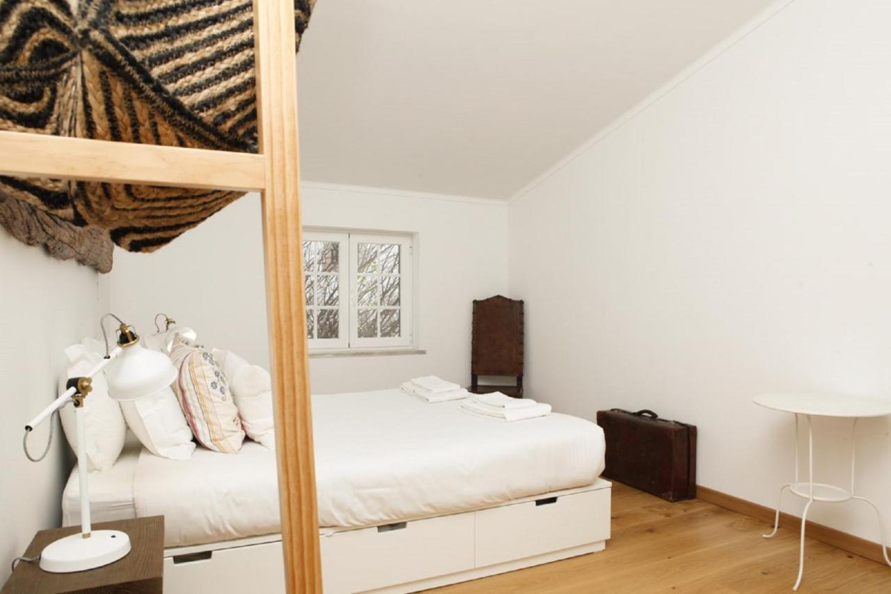 Cushy Apartment With Garden In Estoril Buitenkant foto
