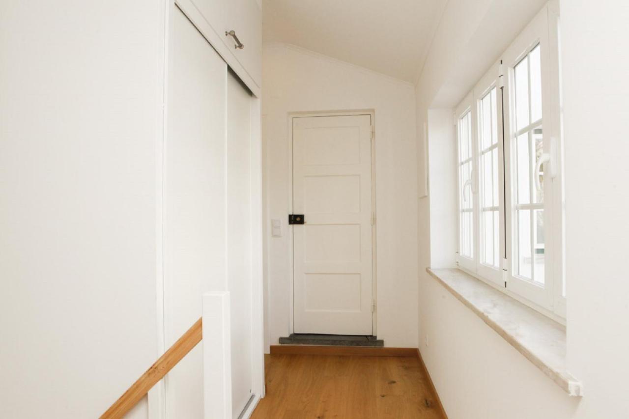Cushy Apartment With Garden In Estoril Buitenkant foto
