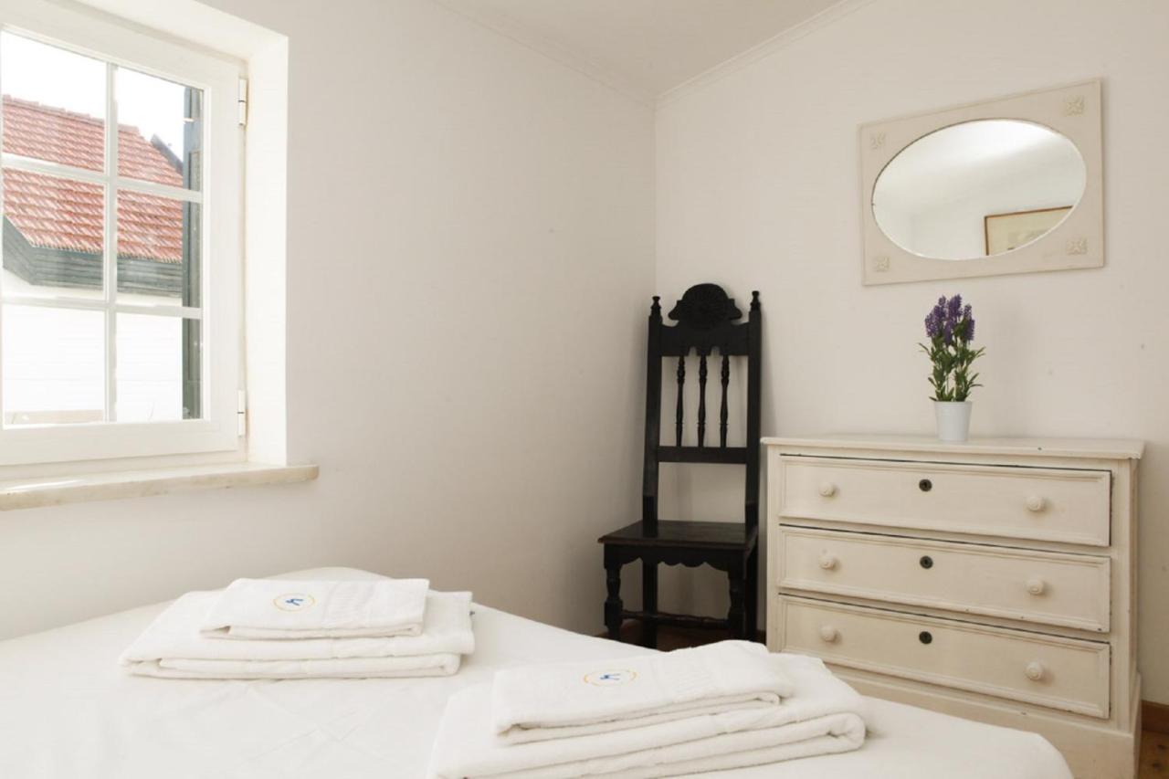 Cushy Apartment With Garden In Estoril Buitenkant foto